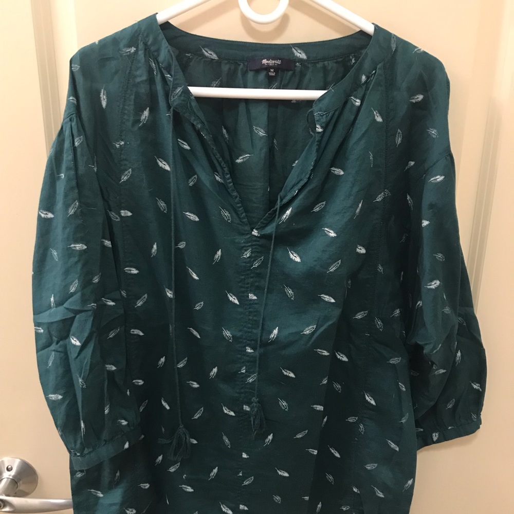 DONATING SOON, MAKE OFFER. Madewell peasant top